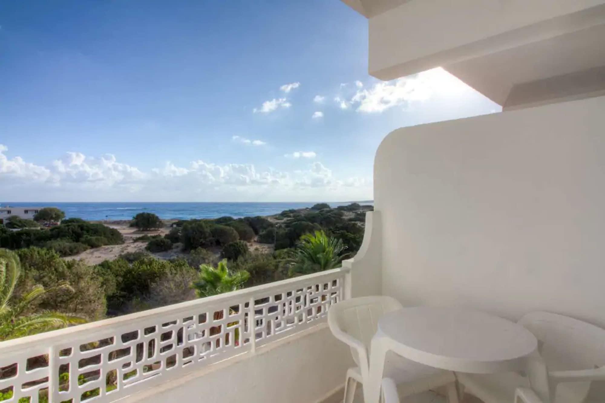 Hotel Lago Playa I Es Pujols Buitenkant foto
