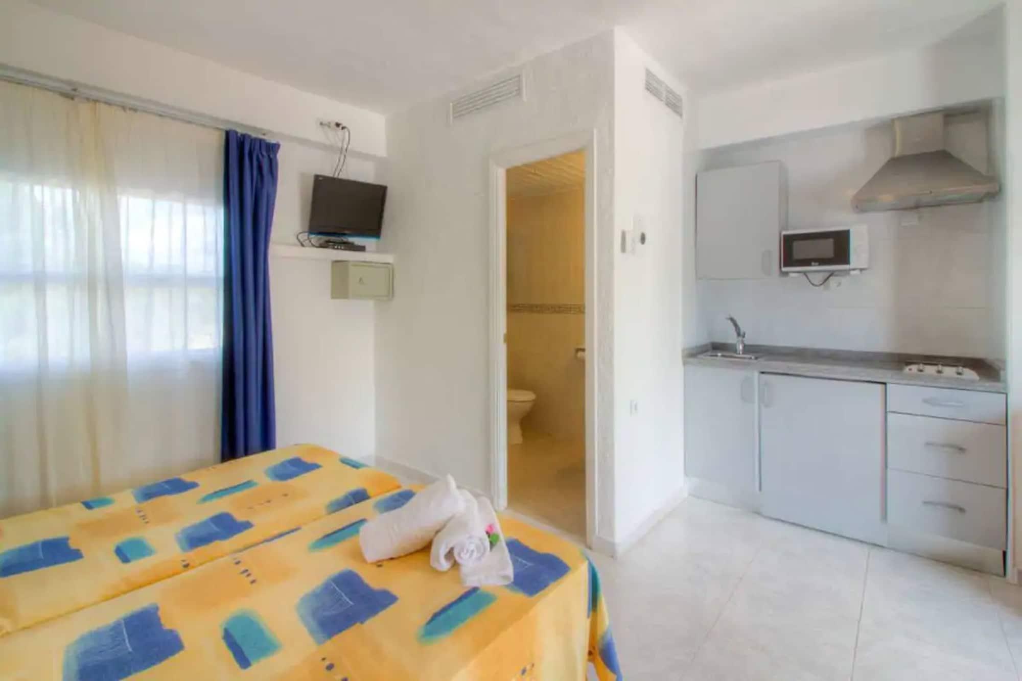Hotel Lago Playa I Es Pujols Buitenkant foto