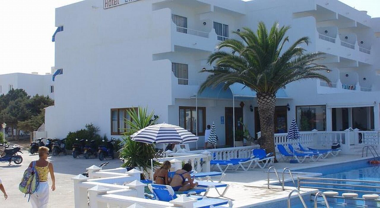Hotel Lago Playa I Es Pujols Buitenkant foto